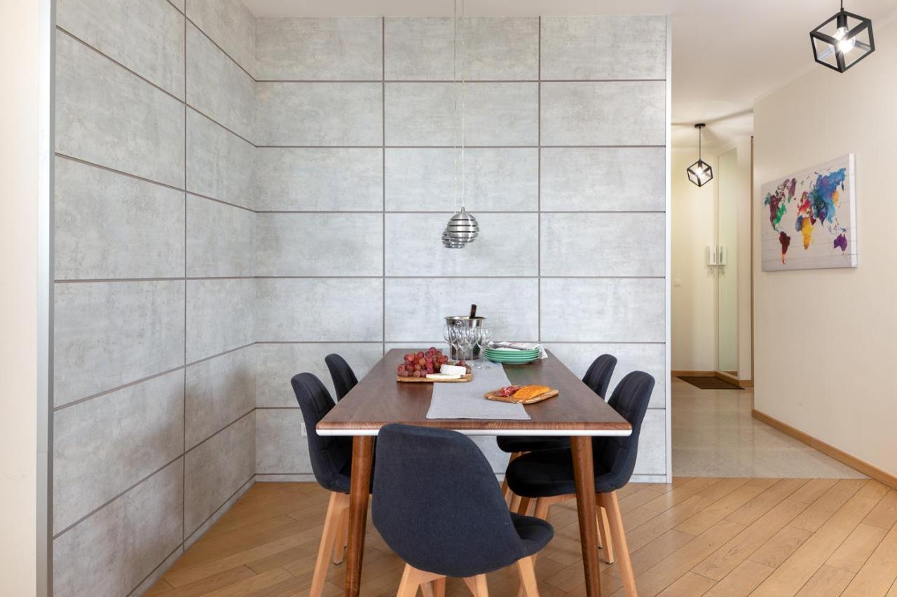 Apartment Slominskiego 5 II With Balcony By Noclegi Renters Варшава Екстер'єр фото